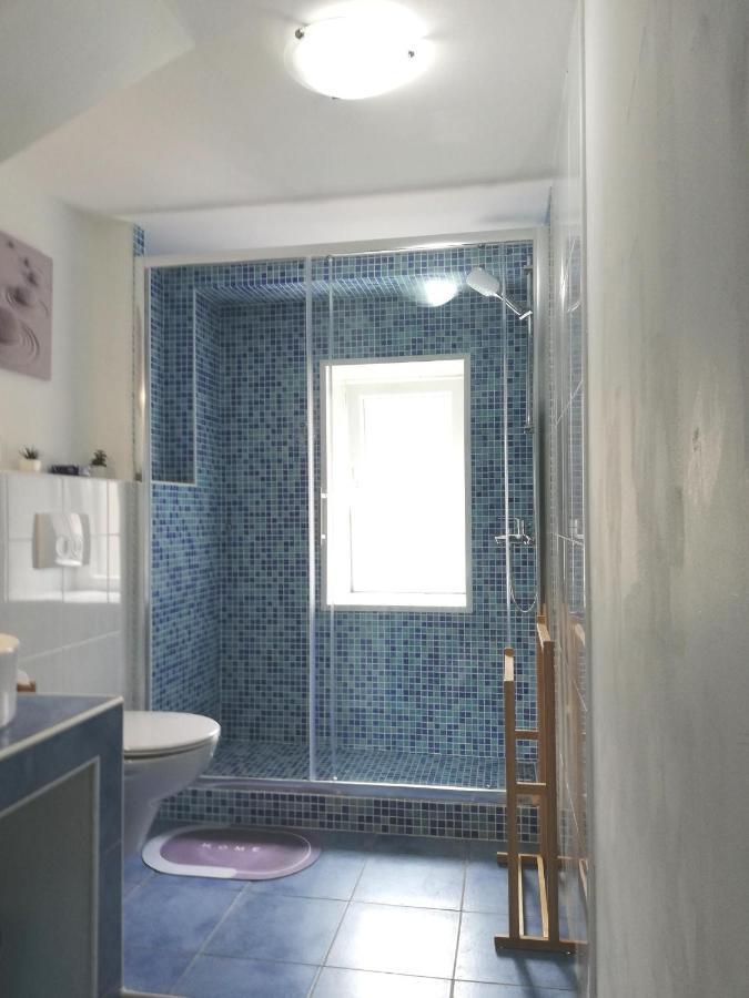 Apartment Vrbenka Vrbnik Eksteriør bilde