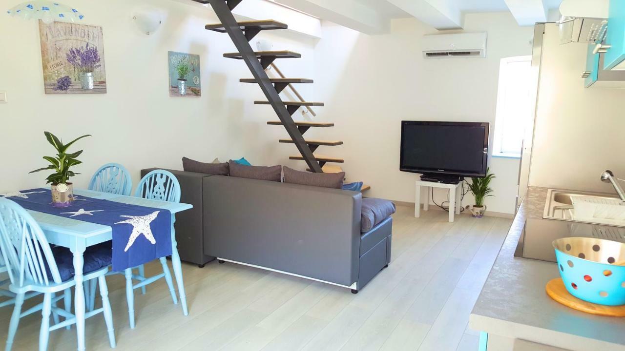 Apartment Vrbenka Vrbnik Eksteriør bilde