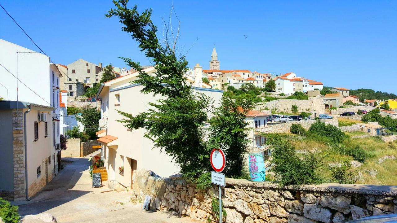 Apartment Vrbenka Vrbnik Eksteriør bilde