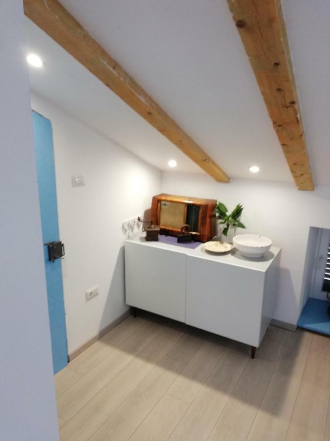 Apartment Vrbenka Vrbnik Eksteriør bilde