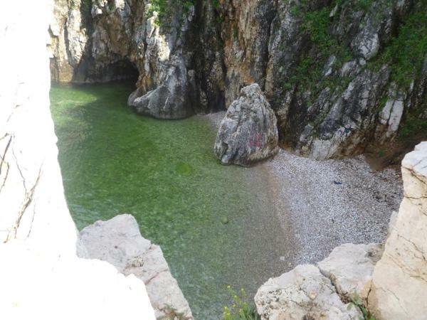 Apartment Vrbenka Vrbnik Eksteriør bilde